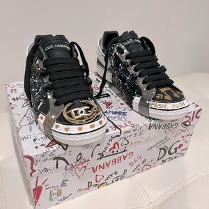 Dolce & Gabbana hand painted skate leather low-top sneaker sz 12 black and gold